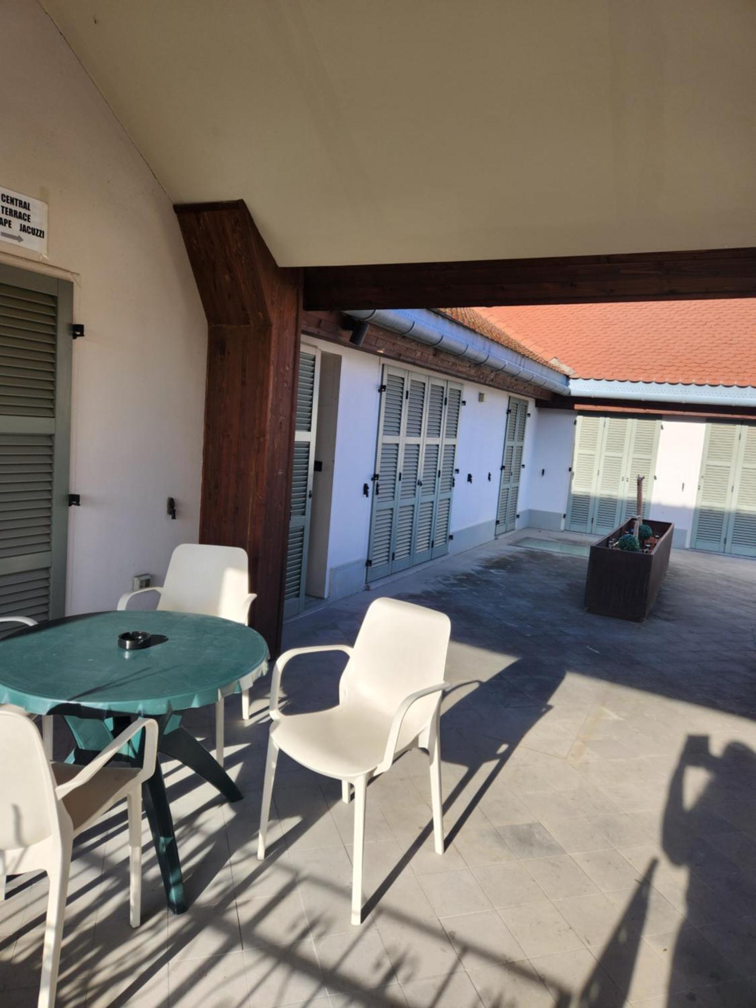 Central Terrace Escape With Jacuzzi Timisoara Luaran gambar